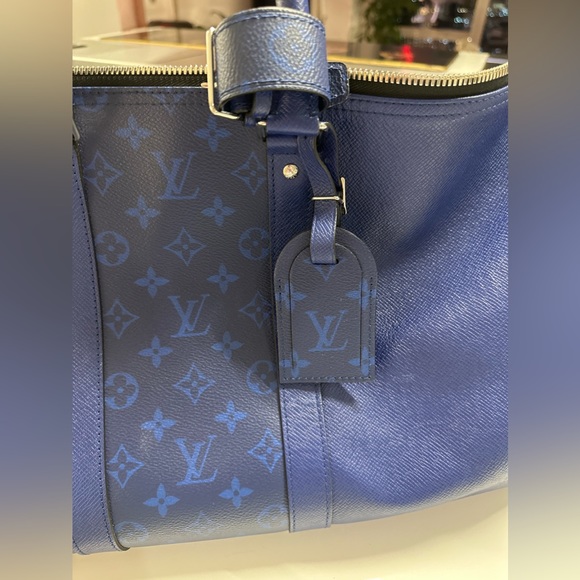Louis Vuitton Duffle - Picture 4 of 6
